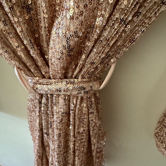 Aria Cove sequin batwing sleeve mini shift dress with belt gold Size 16 (NWT) - Picture 8 of 16